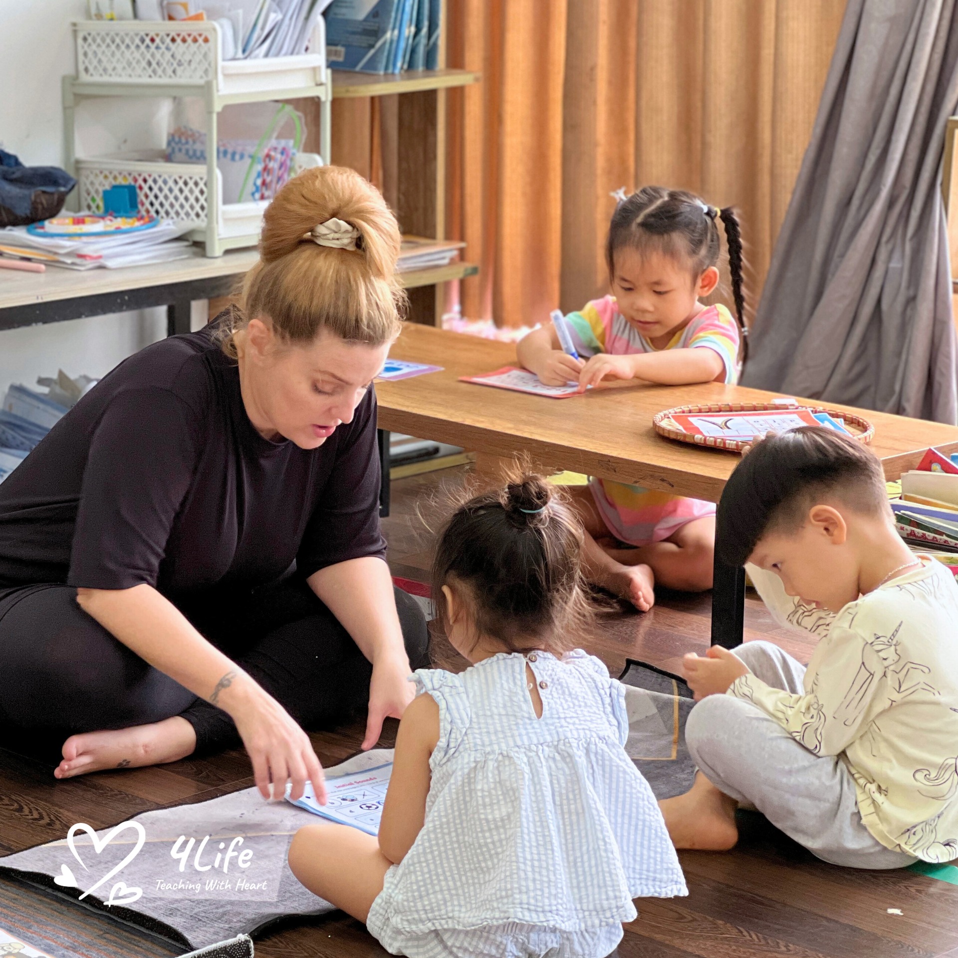 Raising Independent and Happy Children through the Montessori Philosophy